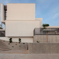 Scale Hillside Residence In Nicosia